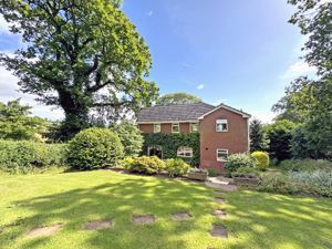 Photo 16- click for photo gallery